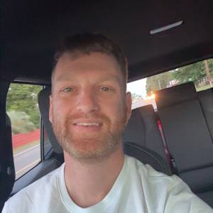 DJ