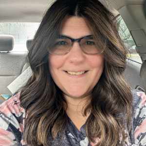 Anna Simos