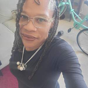 Karen D Lyons