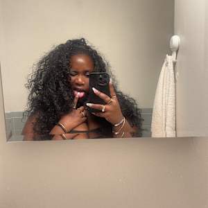 Shania Frederic