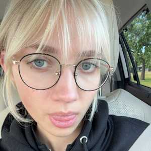 Ava
