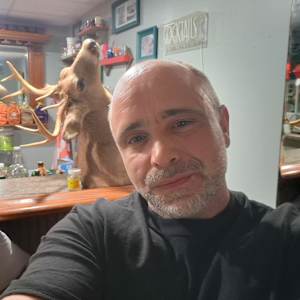 Matthew T Branham