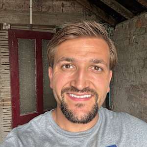 Tom Phillips