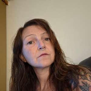 Heather L Parkot