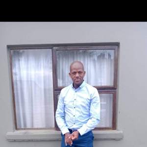 Onele Nzwana