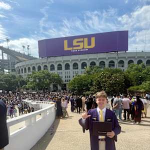Caleb J Seals