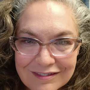 Lisa M BullockHock
