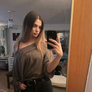 Zoe