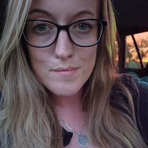 Jennifer L Renner