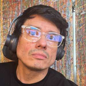 Julio J Fonseca