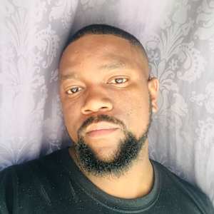 Tumi