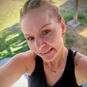Robin M Smith