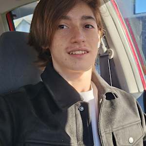 Tomas