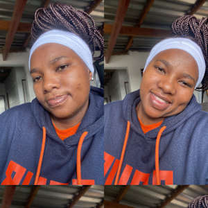 Akhona