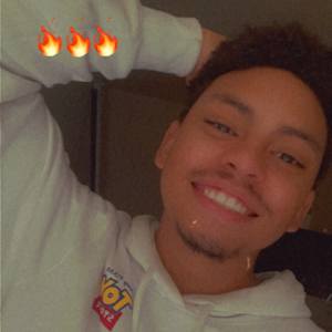 Jonathan Flores Jr