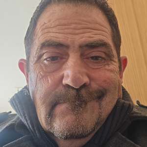 Mr paul w woollard