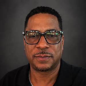 stacey Erving Holmes