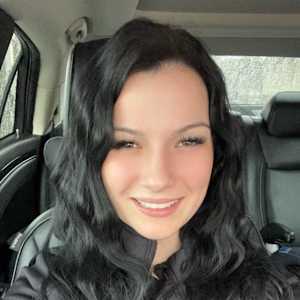 Courtney Thacker