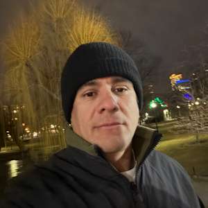 Jose L Ortiz