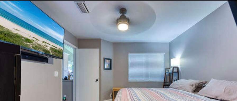 john farrell's room