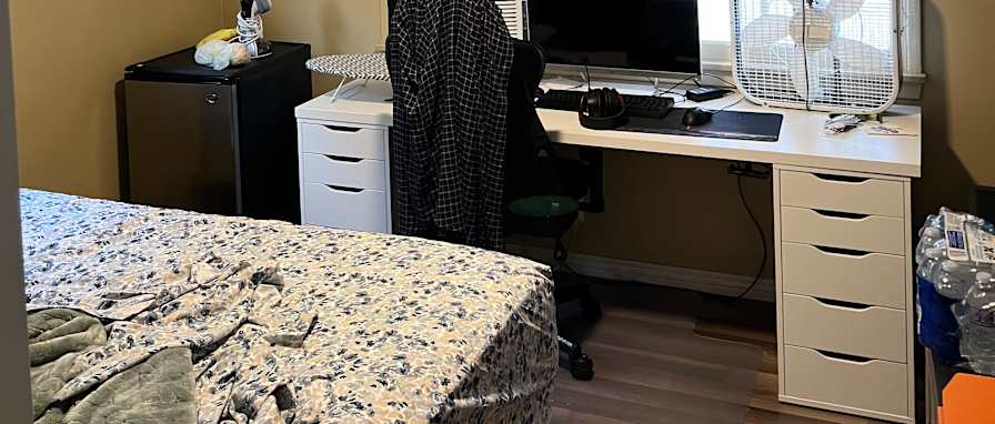 Mike Robbins's room