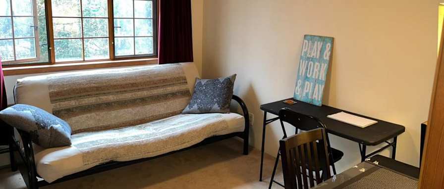 Suzanne Villeneuve's room