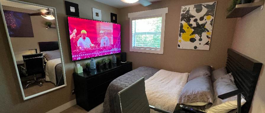 Julian Guerrero's room