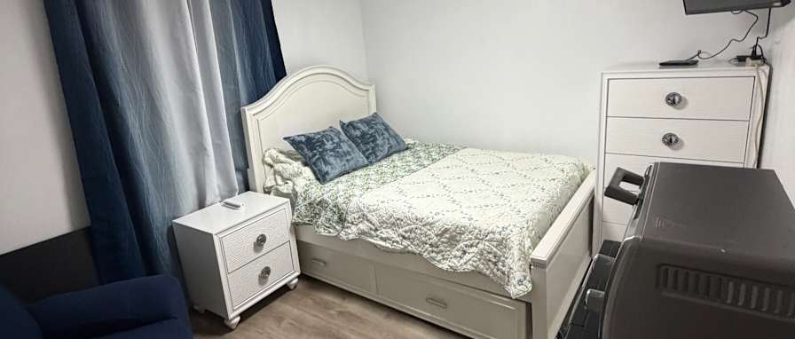 Davia Garcia's room