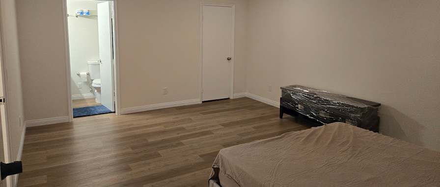 Simon's room