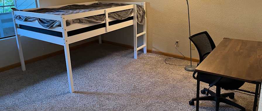 Weilan's room