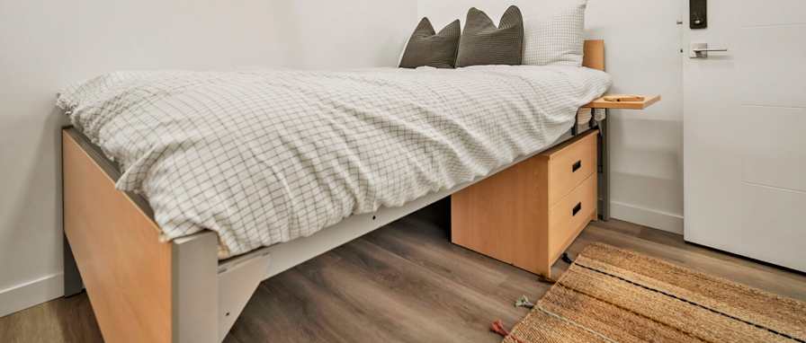Adam Deverson's room