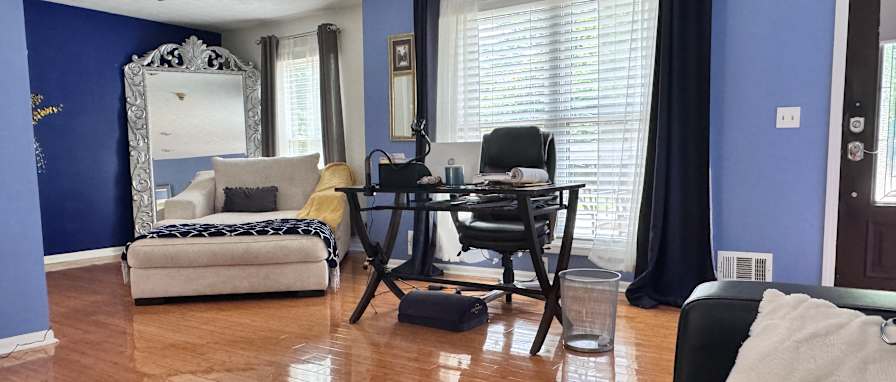 Donna's room