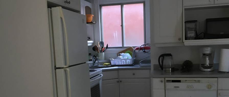 Andrew Michailidis's room