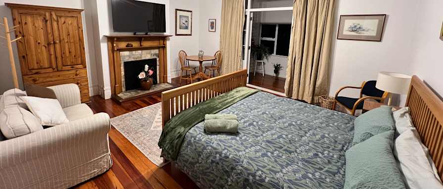Elmer's room