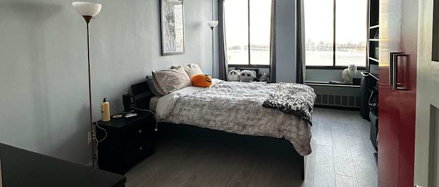 Samantha's room