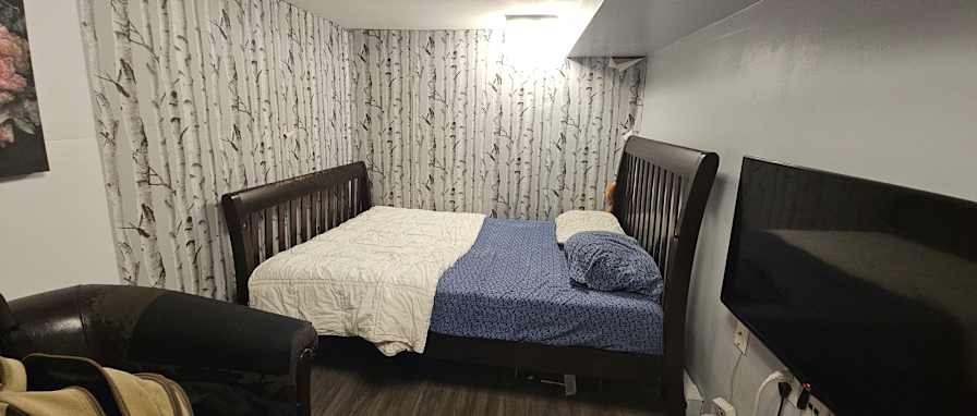 Door Man's room