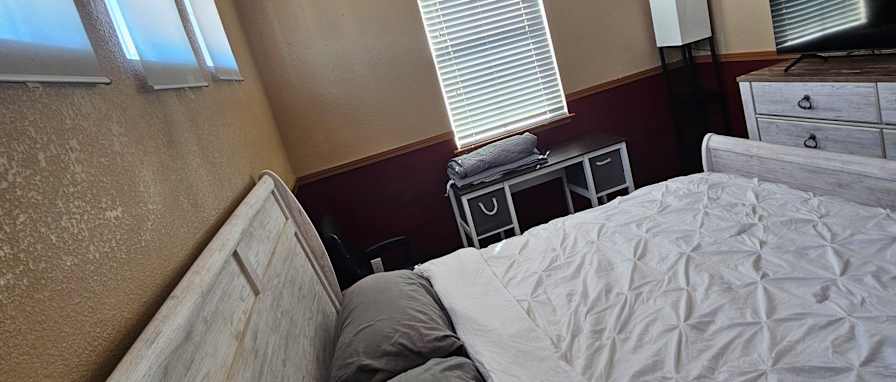 Shennel Beasley-Sims's room