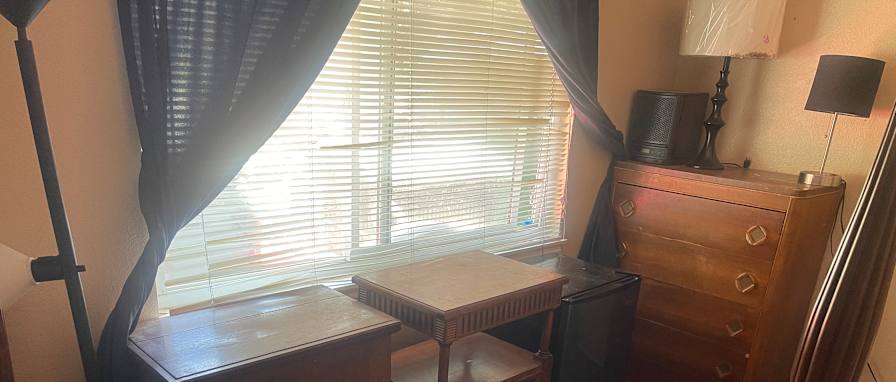 Guy's room