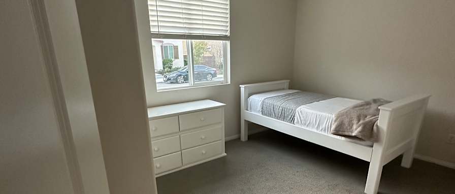 Julio's room