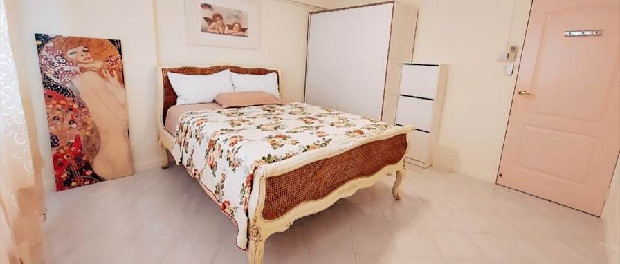 Landlady Ms Chua's room