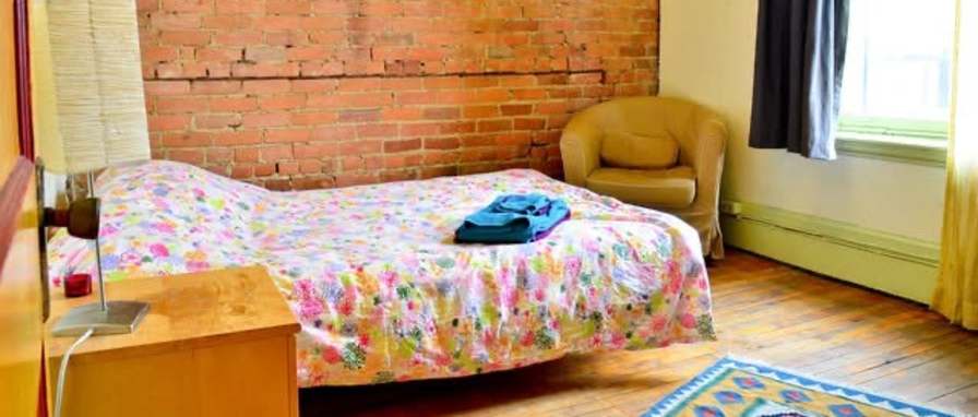 Jen's room