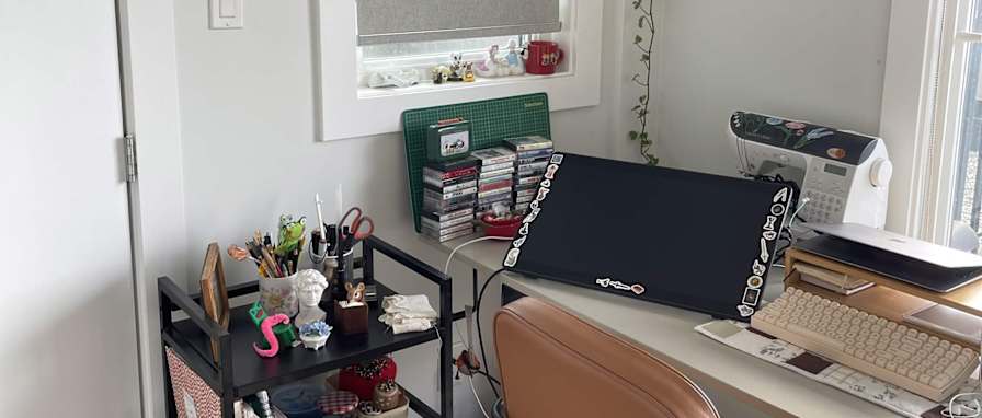 Del's room