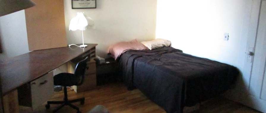 Alfredo's room