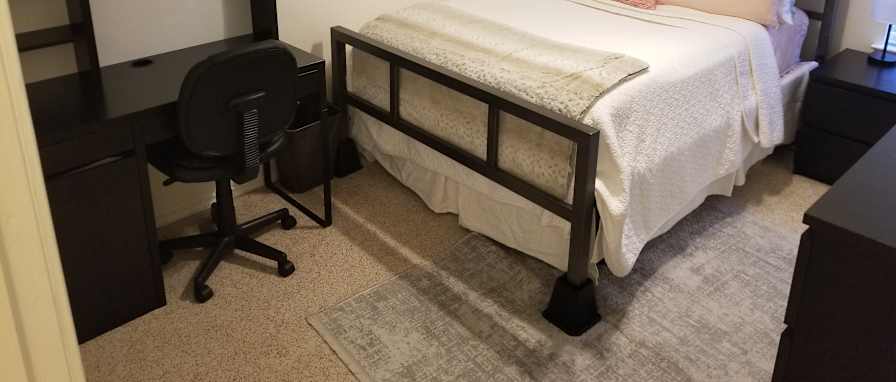Med Center Student Living's room