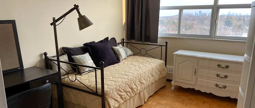 Cher's room