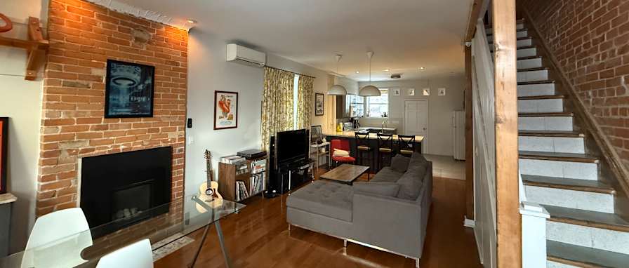 Chris Tomczak's room