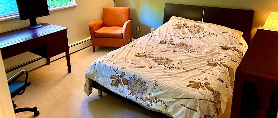 Ron JAehn's room