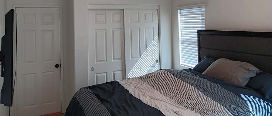 Alexis's room
