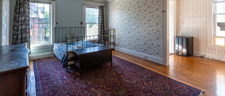 Guilhermo Plada's room