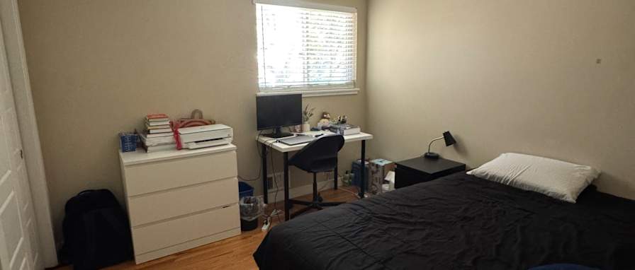 Leo's room